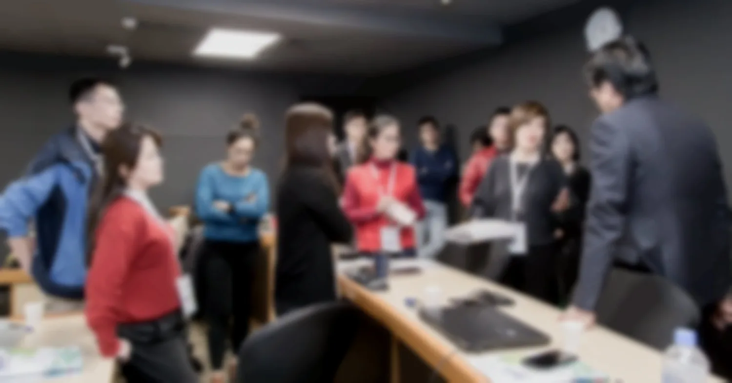 蔡依橙醫師與學員互動